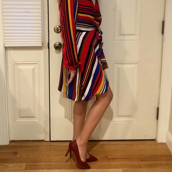 Woman’s NWT Express dress - Picture 3 of 8